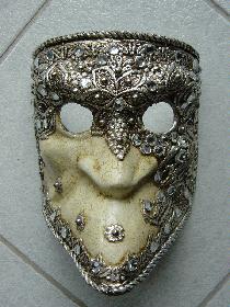 Bauta in silber